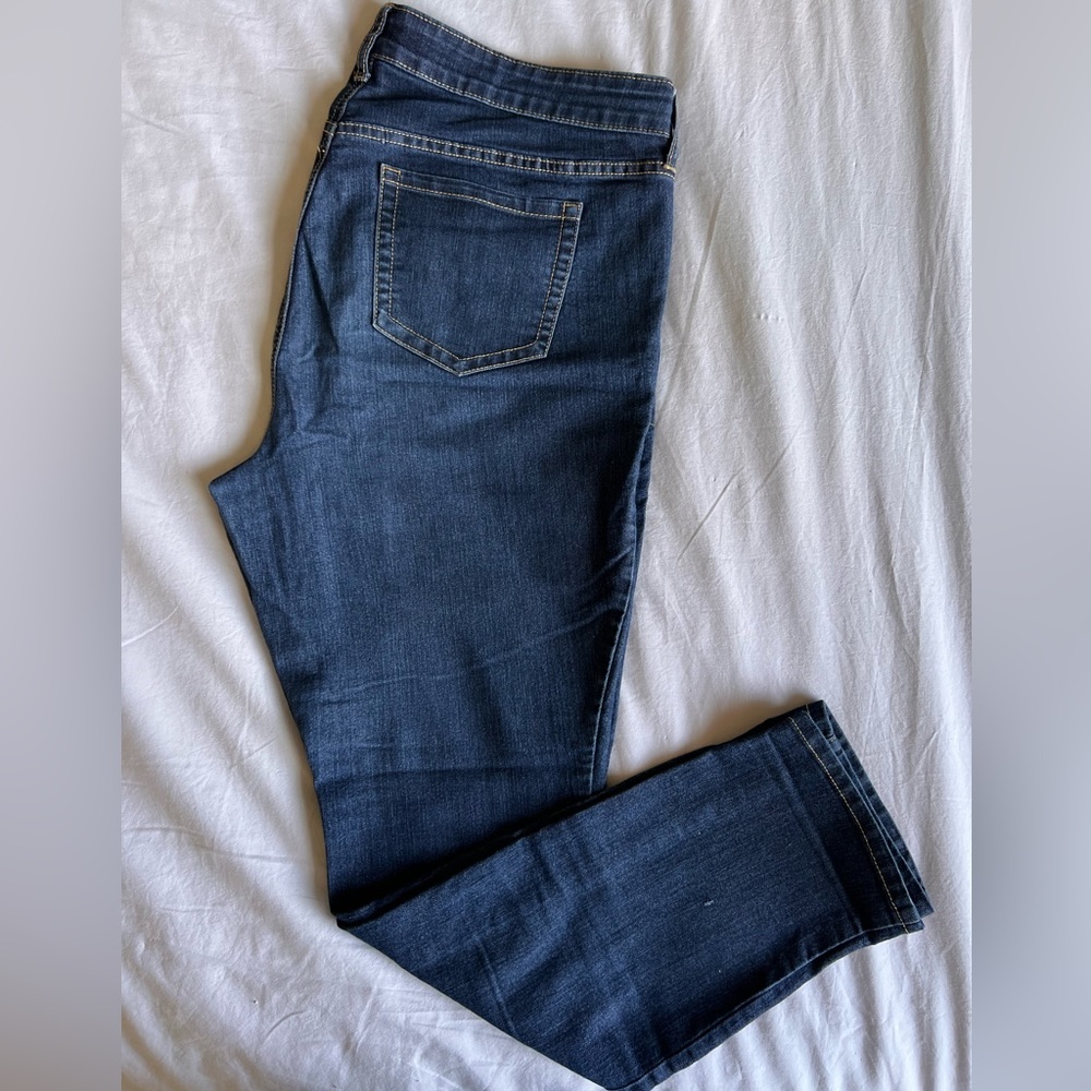 Torrid 16S dark blue skinny jeans